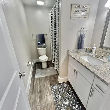 Lovely 2-Bedroom Condo Next To At&T Stadium Arlington Extérieur photo