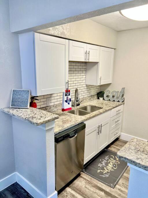 Lovely 2-bedroom Next To At&t Stadium Appartement *