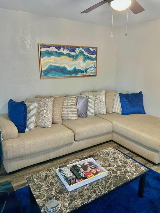 Lovely 2-bedroom Next To At&t Stadium * Arlington